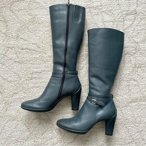 ECCO women’s heeled boots